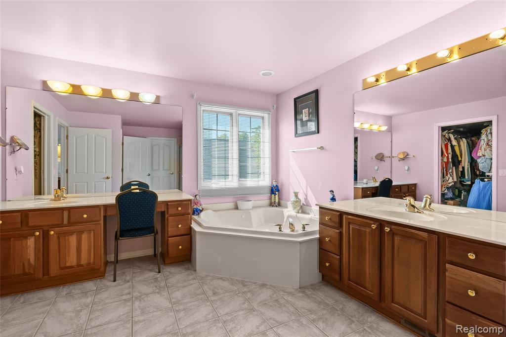 18031 Stonebrook Drive, Northville, MI 48168 — Photo 30
