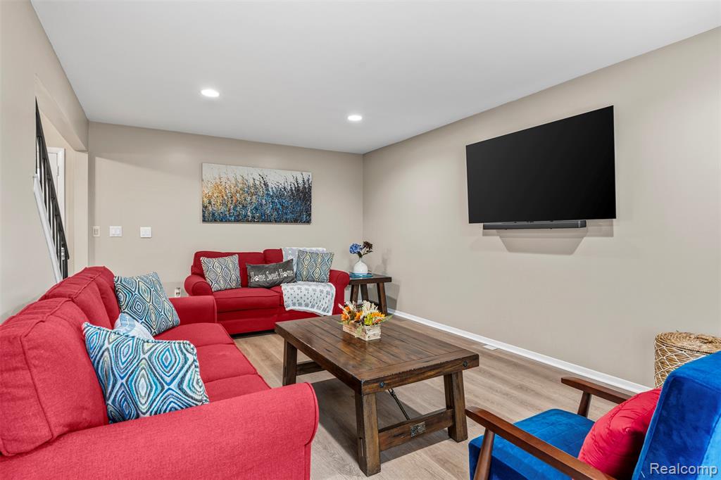 42258 Norwood Court, Wayne, MI 48167 — Photo 8