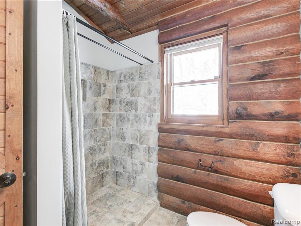 6613 BLACK RIVER Drive, Grant, MI 48032 — Photo 33