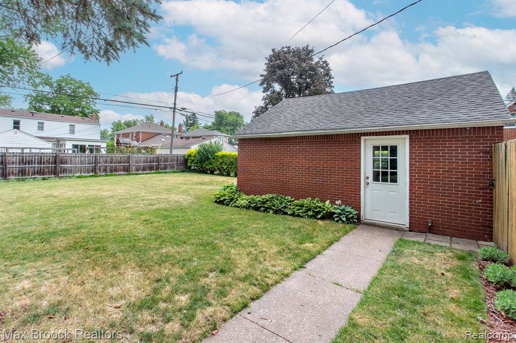 1852 Edgewood Boulevard, Berkley, MI 48072 — Photo 50