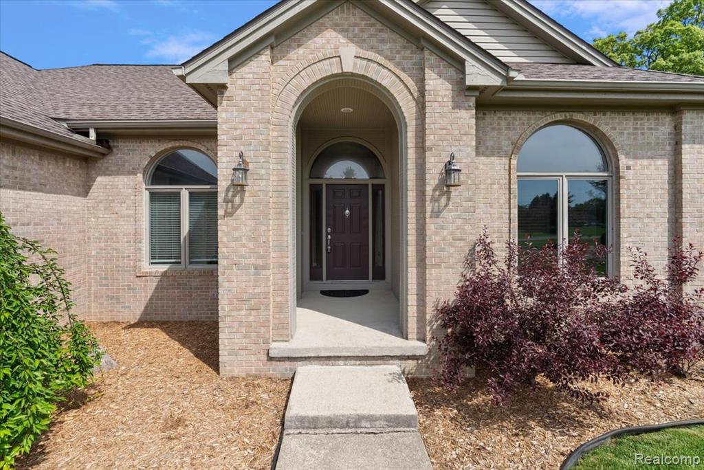 8533 Glen View Drive, Howell, MI 48843 — Photo 4