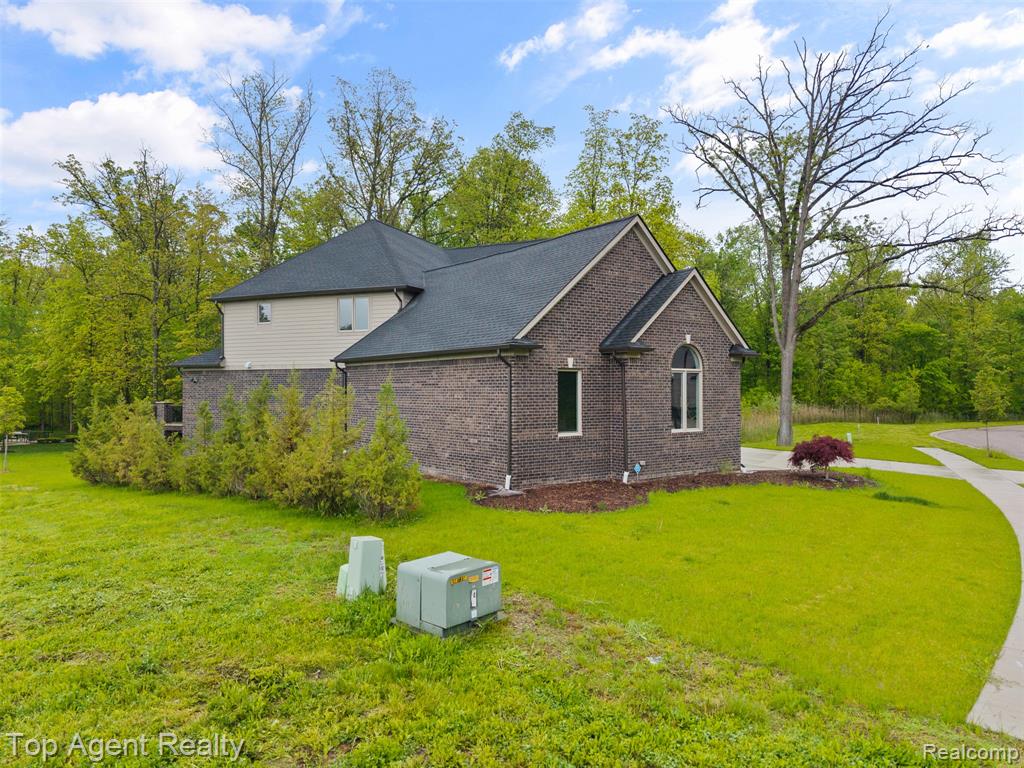 55764 Buckthorn Drive, Shelby Twp, MI 48316 — Photo 73