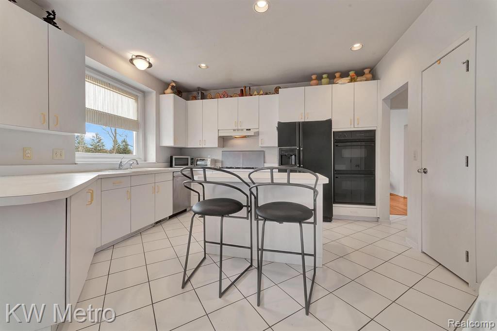 6250 STONEBRIDGE, West Bloomfield, MI — Photo 12
