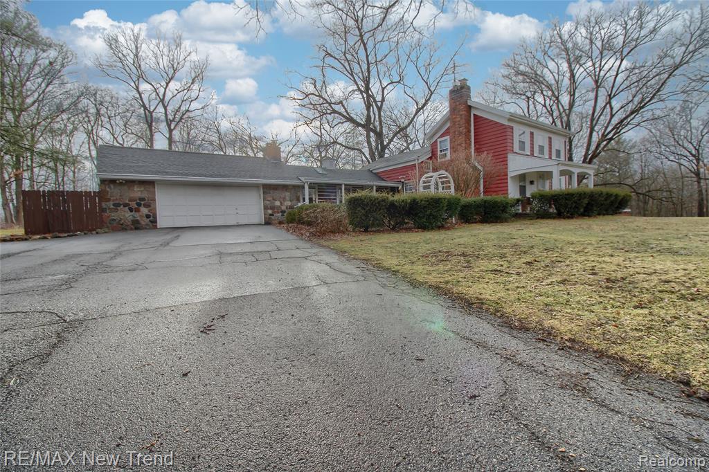 2470 Chilson Road, Howell, MI 48843 — Photo 3