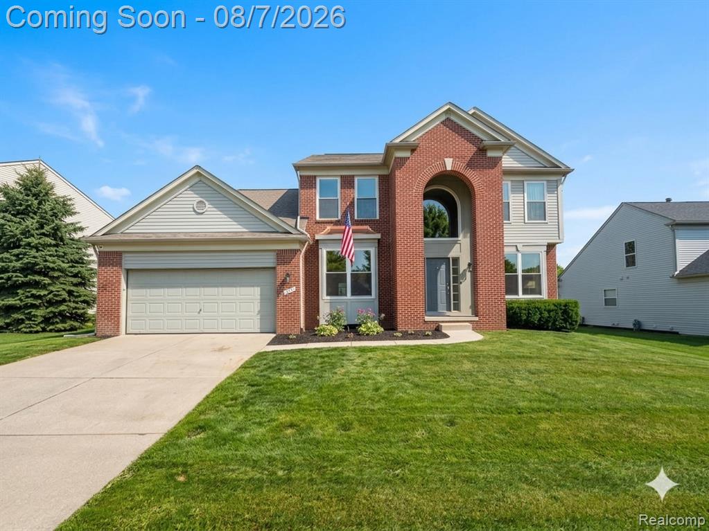 934 Running Brook Drive, Holly, MI 48442