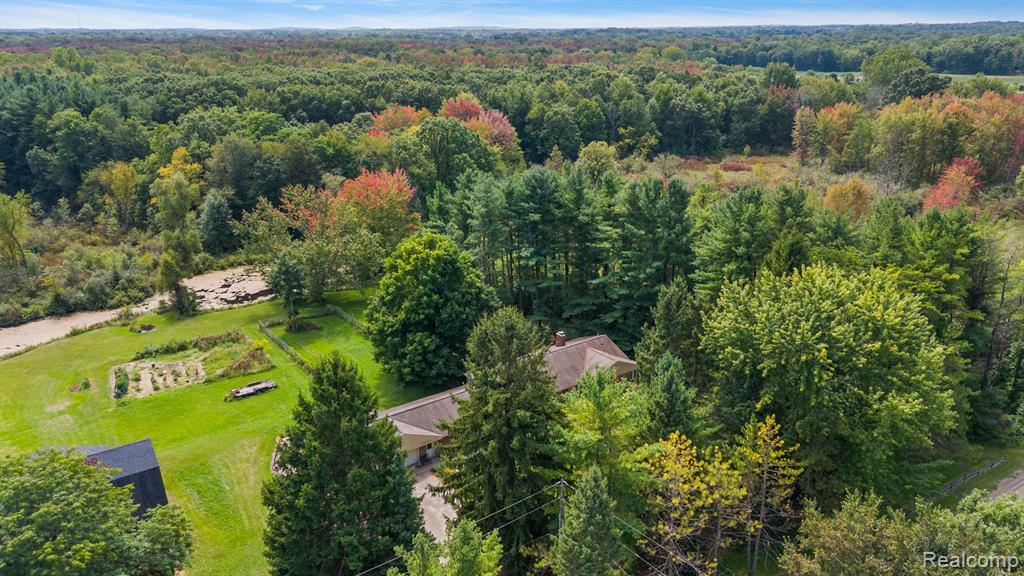 6152 GOLF CLUB Road, Howell, MI 48843 — Photo 41