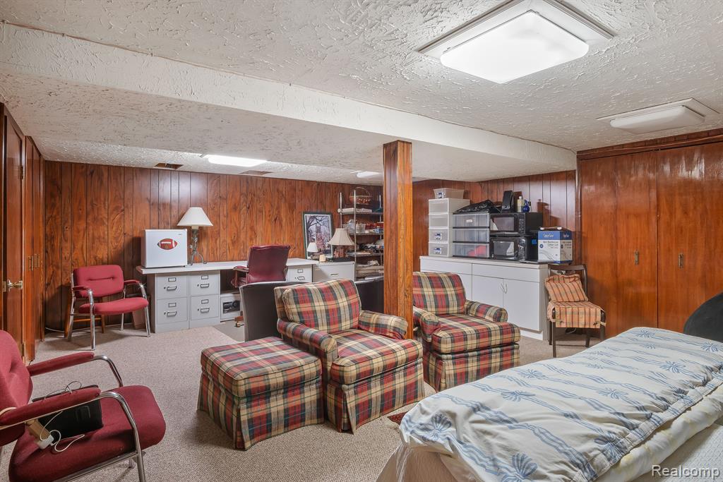 53800 WOODBRIDGE Drive, Shelby Twp, MI 48316 — Photo 22