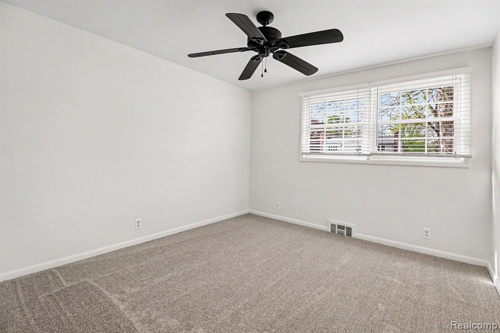 2641 Townhill, Troy, MI 48084 — Photo 16
