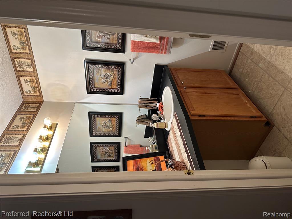 977 N Newburgh Road, Westland, MI — Photo 8