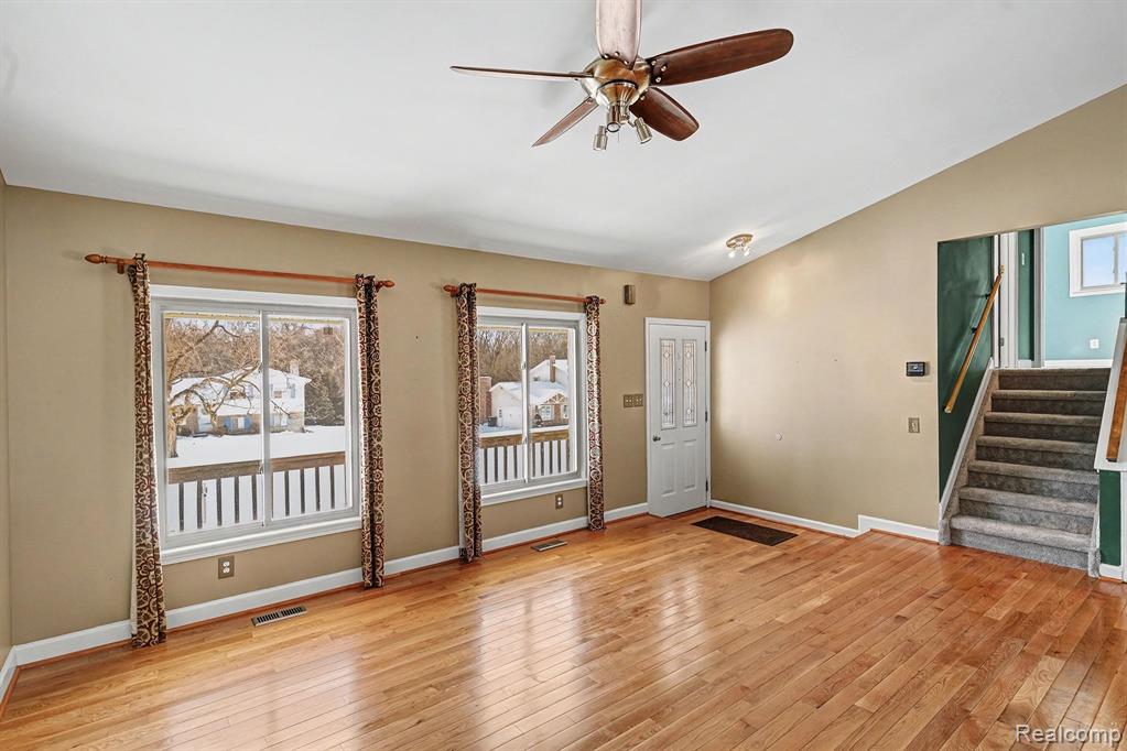 11299 Manchester Drive, Fenton, MI 48430 — Photo 6