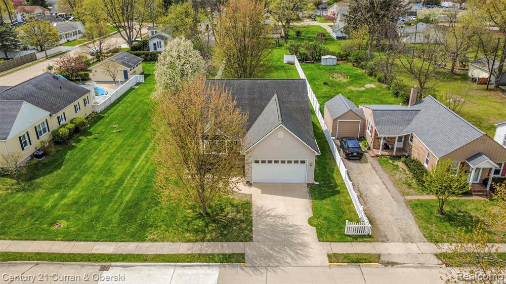60 S Biggs Street, Belleville, MI 48111 — Photo 24