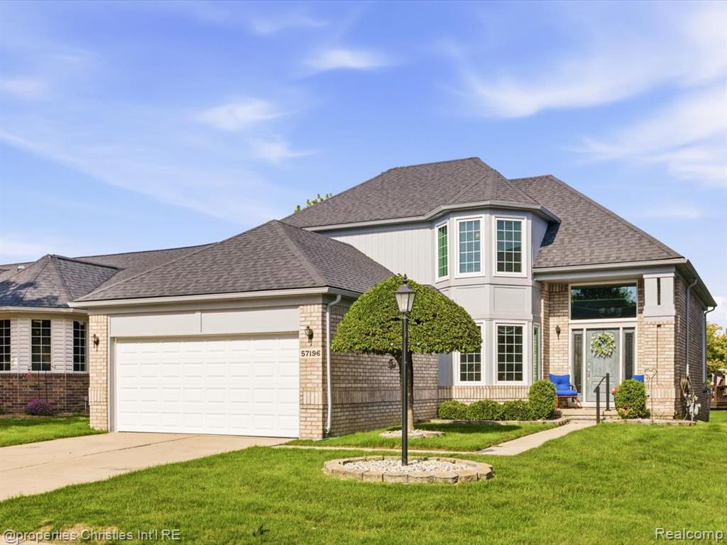 57196 Copper Creek Drive W, Washington, MI — Photo 2