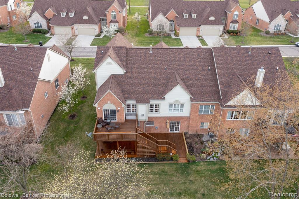 26270 VALHALLA Drive, Farmington Hills, MI 48331 — Photo 45