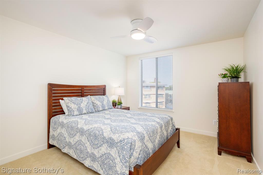 600 W Brown Street, 301, Birmingham, MI 48009 — Photo 17