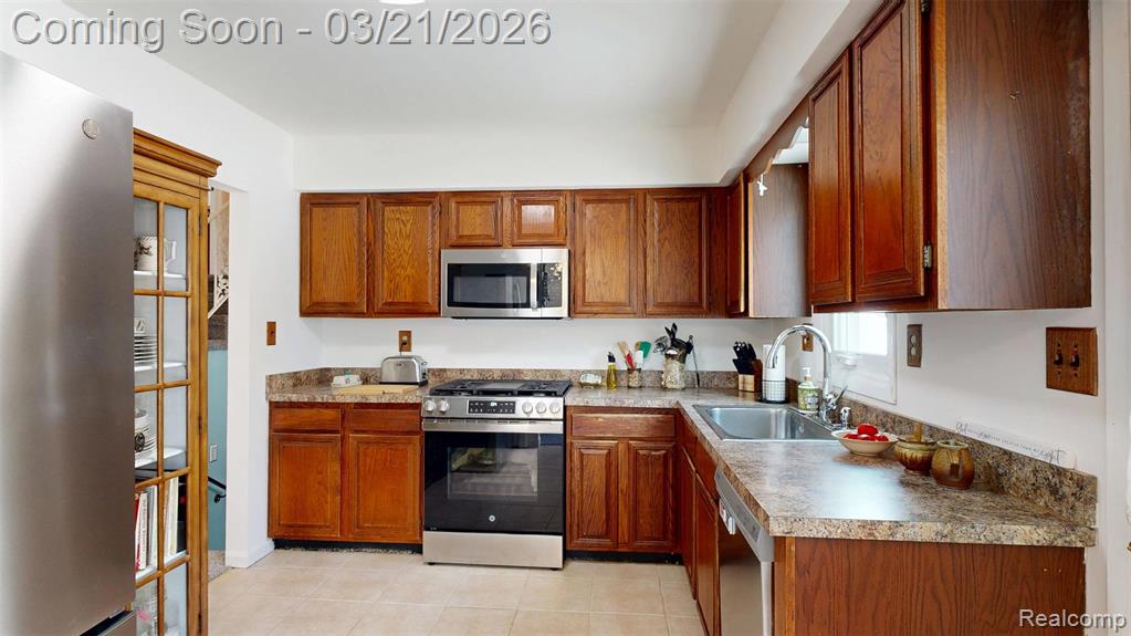 2202 Cook Court, Troy, MI 48083 — Photo 19