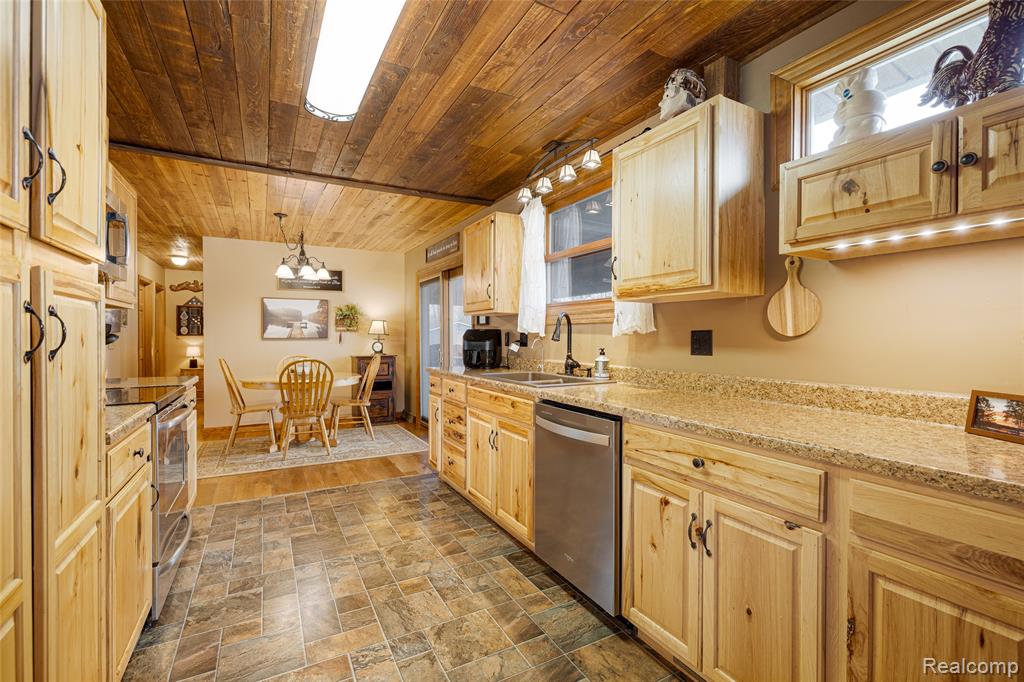 4609 Parker Drive, Howell, MI 48843 — Photo 14