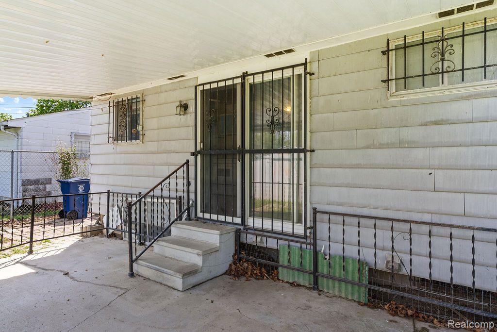 6626 ELMRIDGE Drive, Flint, MI 48505 — Photo 6