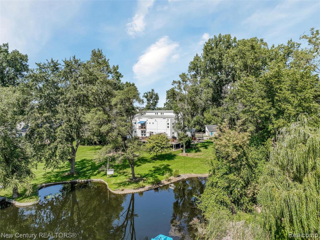 275 Angola Street, Wolverine Lake, MI 48390 — Photo 92