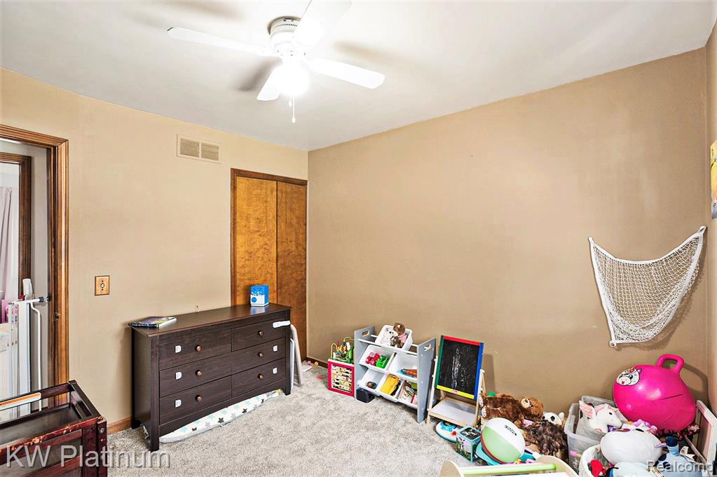 8125 Ogden Drive, Sterling Heights, MI 48314 — Photo 17