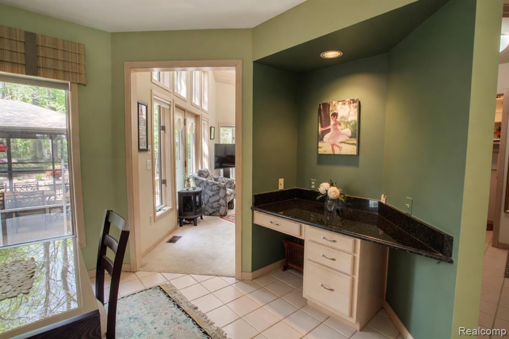 1305 Kings Pointe Road, Grand Blanc, MI 48439 — Photo 50