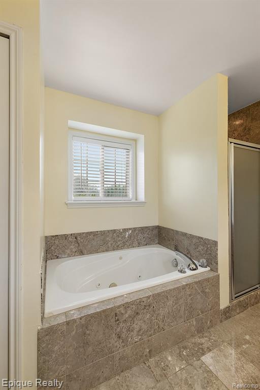 4527 Rochester Road, Troy, MI 48085 — Photo 44