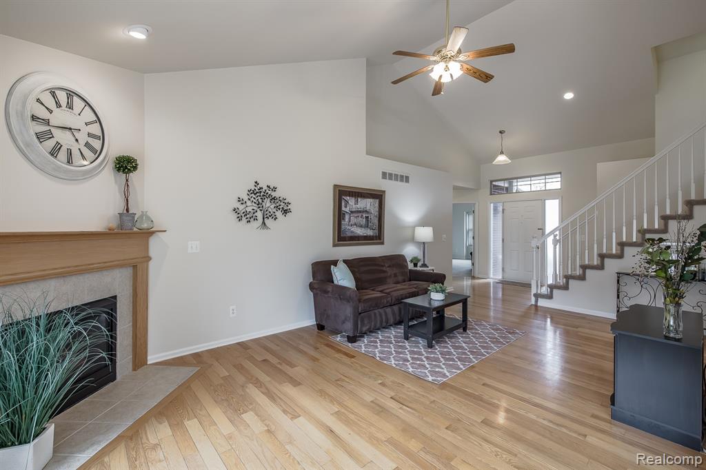 50077 Lexington Avenue E, Utica, MI 48317 — Photo 9