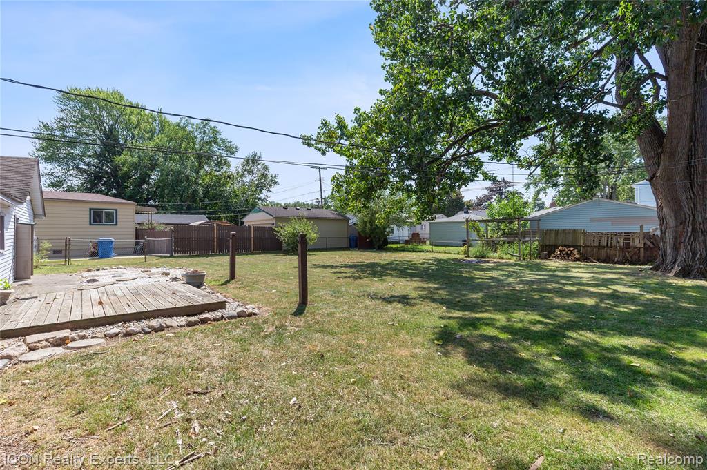 4460 Culver Street, Dearborn Heights, MI 48125 — Photo 34