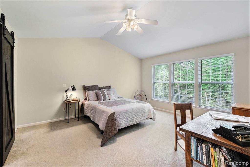 9164 Parkside Drive, Grand Blanc, MI 48439 — Photo 16