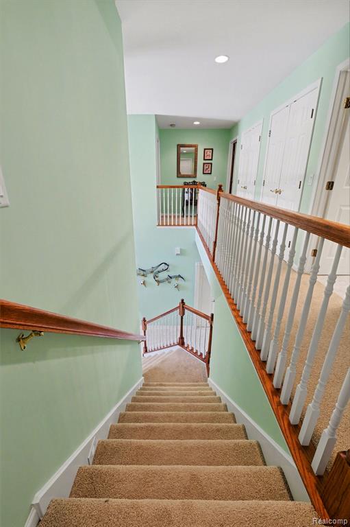 2215 Ridgemoor Court, Burton, MI 48509 — Photo 7