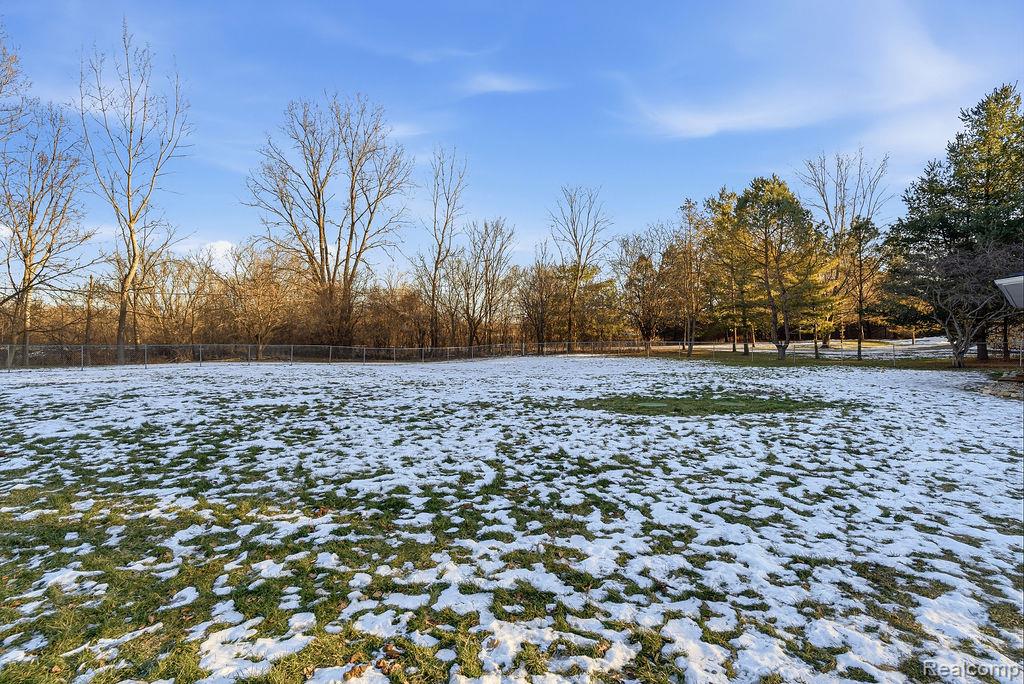 5216 S State Road, Goodrich Vlg, MI — Photo 9