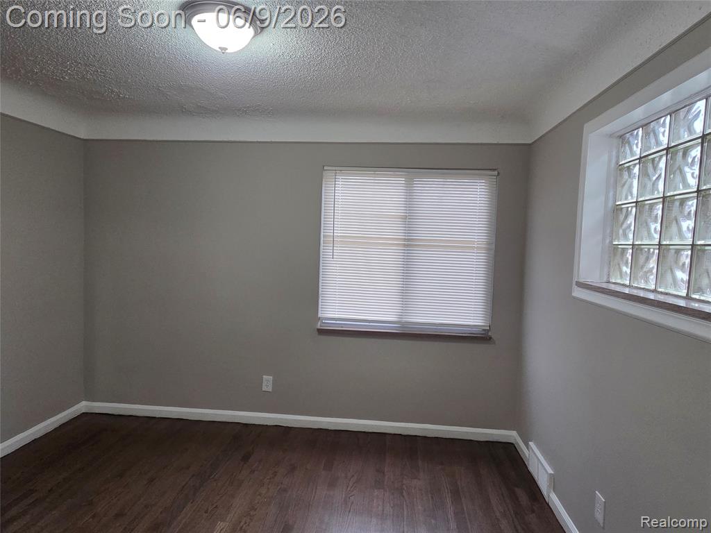 15039 Eastburn Street, Detroit, MI 48205 — Photo 8