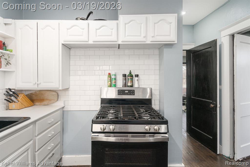 1536 Hazelwood Street, Detroit, MI 48206 — Photo 18