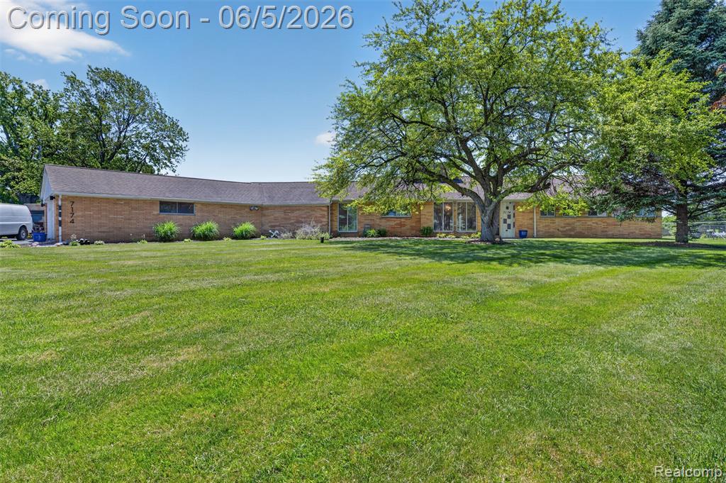 7174 Meadowvue Drive, Grand Blanc, MI 48439 — Photo 3