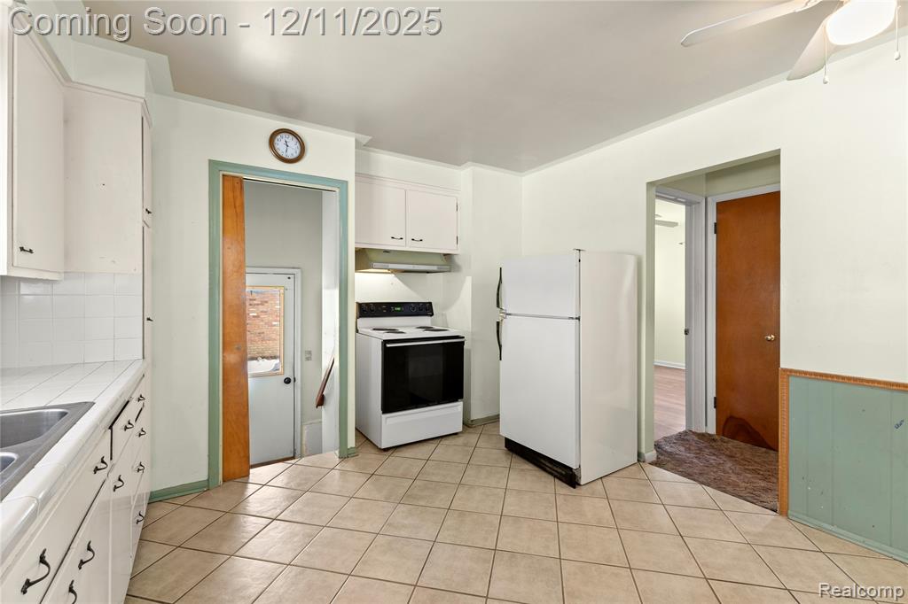 680 Lincoln Street, Lapeer, MI 48446 — Photo 11
