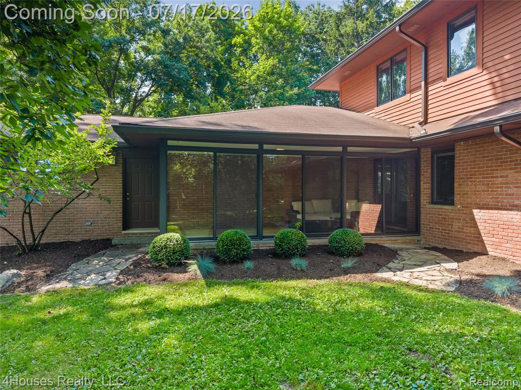 5717 Sussex Drive, Troy, MI 48098 — Photo 58