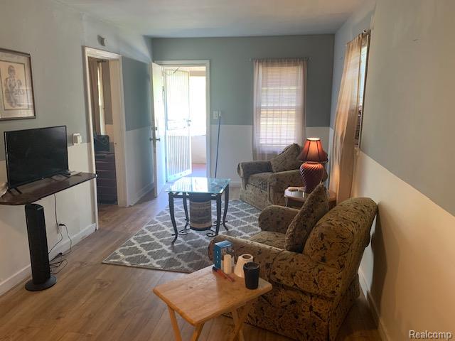 405 W Lorado Avenue, Flint, MI 48505 — Photo 4