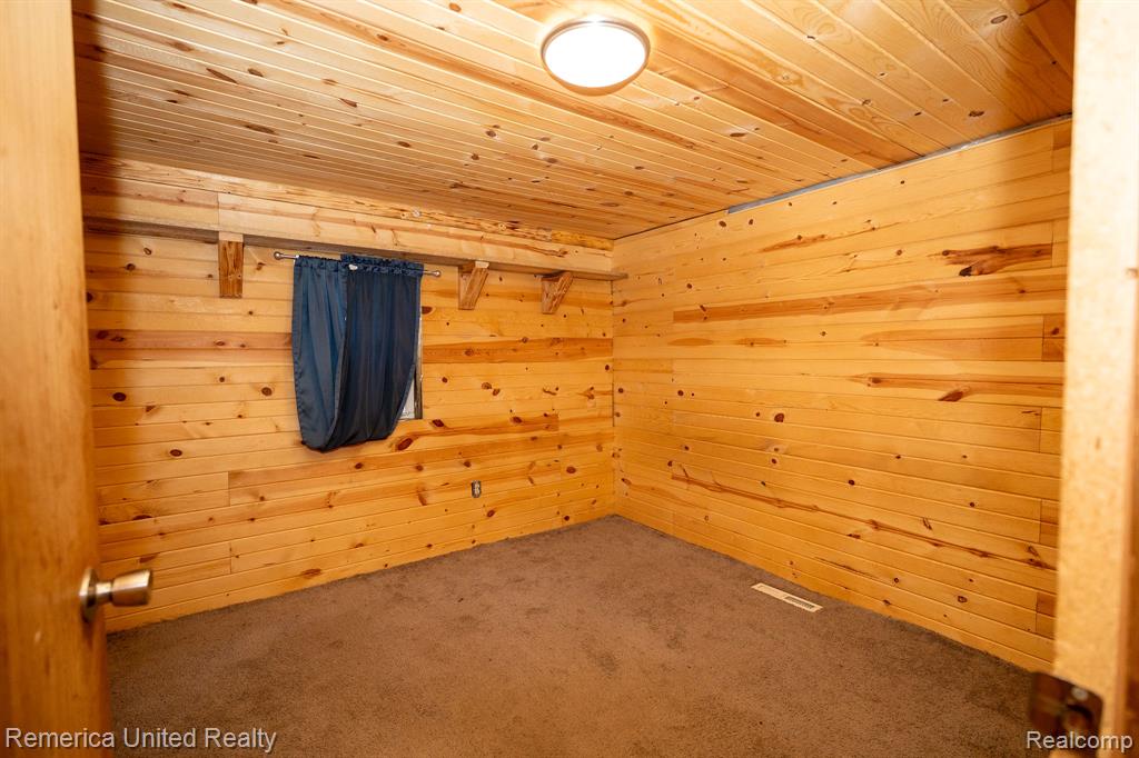 106 Devonshire Drive, Prudenville, MI 48651 — Photo 24
