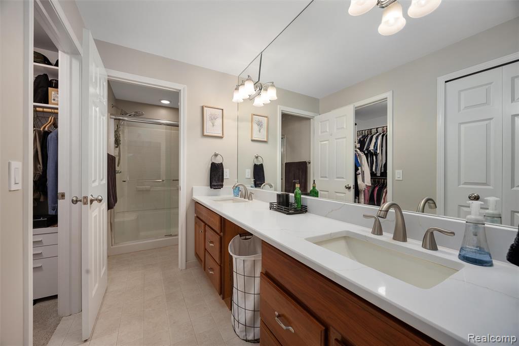 6600 Trillium Village Lane, Clarkston, MI — Photo 10