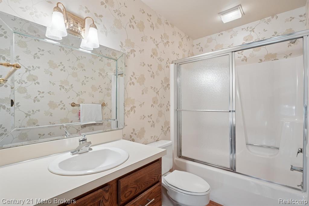 9095 S Saginaw Road, 23, Grand Blanc, MI 48439 — Photo 32