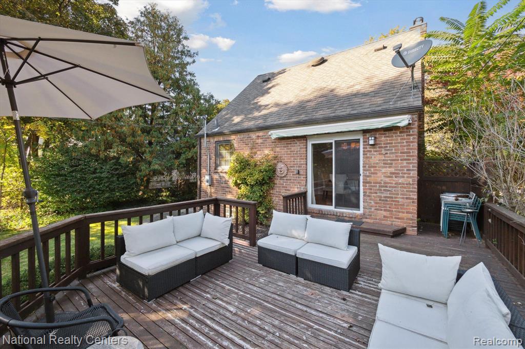913 ORCHARD GROVE Drive, Royal Oak, MI 48067 — Photo 39