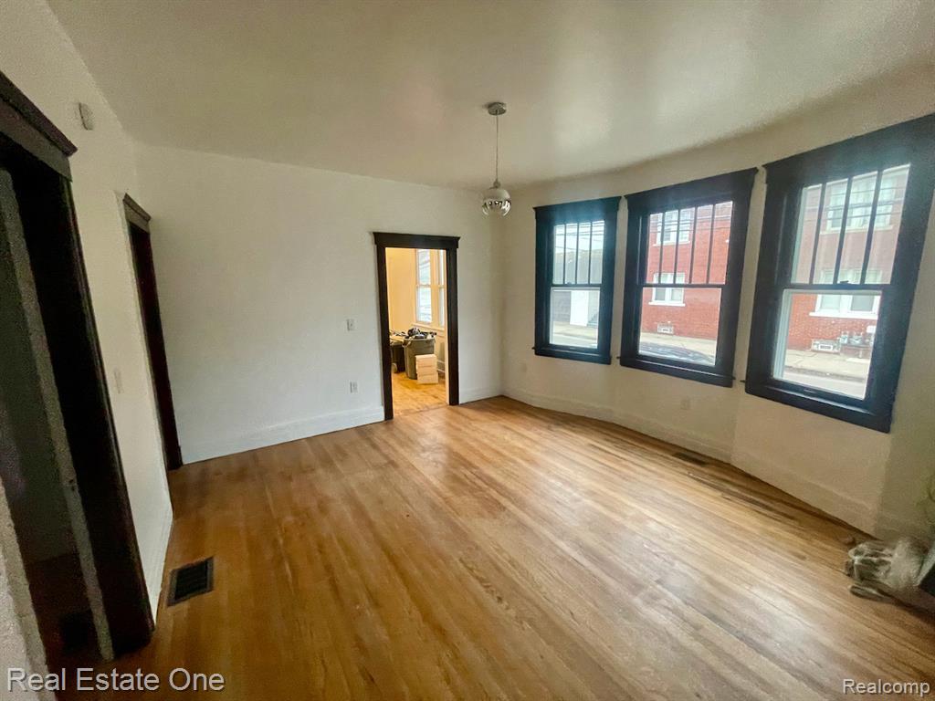 2600 Zinow Street, Hamtramck, MI 48212 — Photo 13
