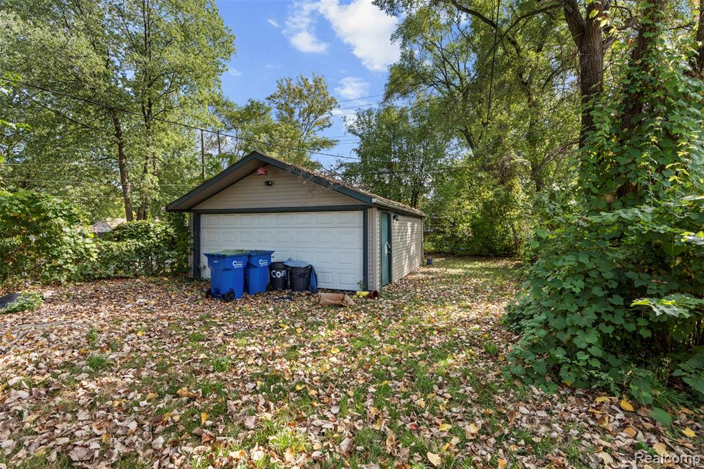7052 Victory Avenue, Warren, MI 48091 — Photo 20