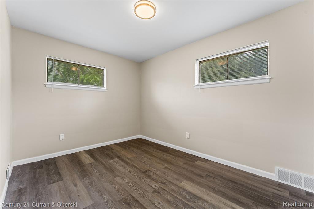 9077 Riverview Avenue, Redford, MI 48239 — Photo 21