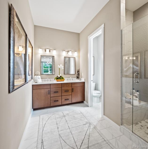 7647 Larchwood Drive, West Bloomfield, MI — Photo 20
