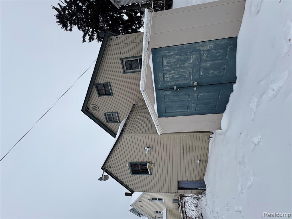 919 10th Street, Port Huron, MI 48060 — Photo 27