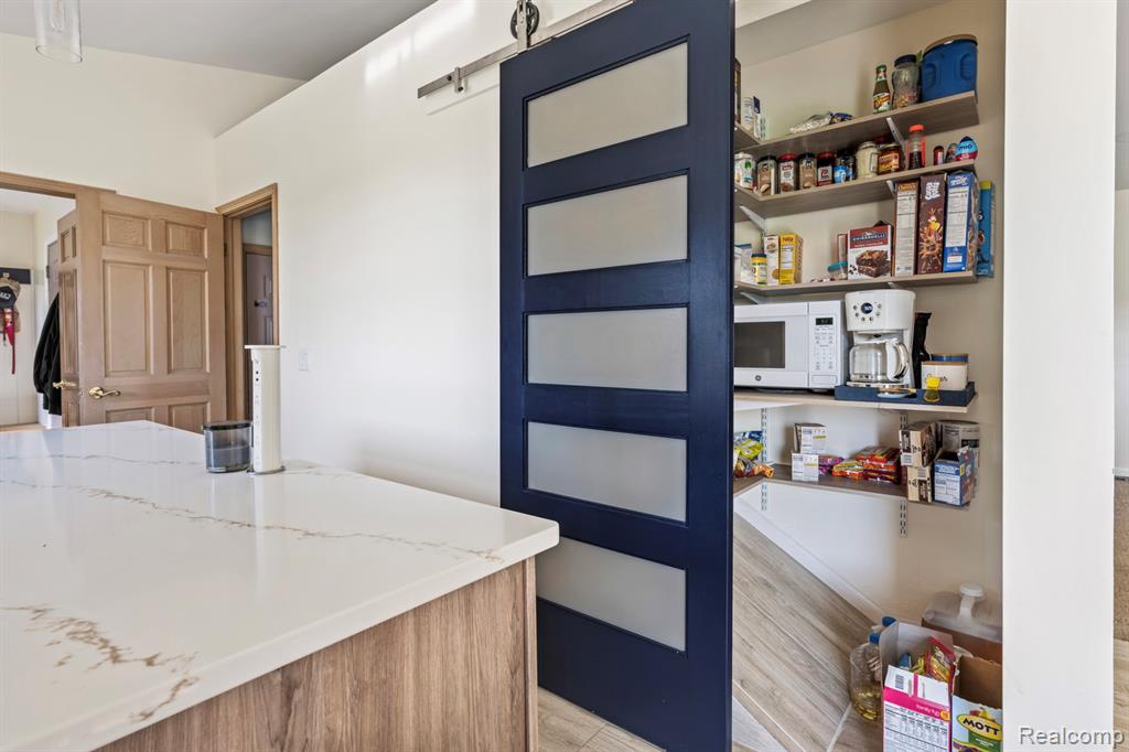 5466 Webster Road, Flint, MI 48504 — Photo 14