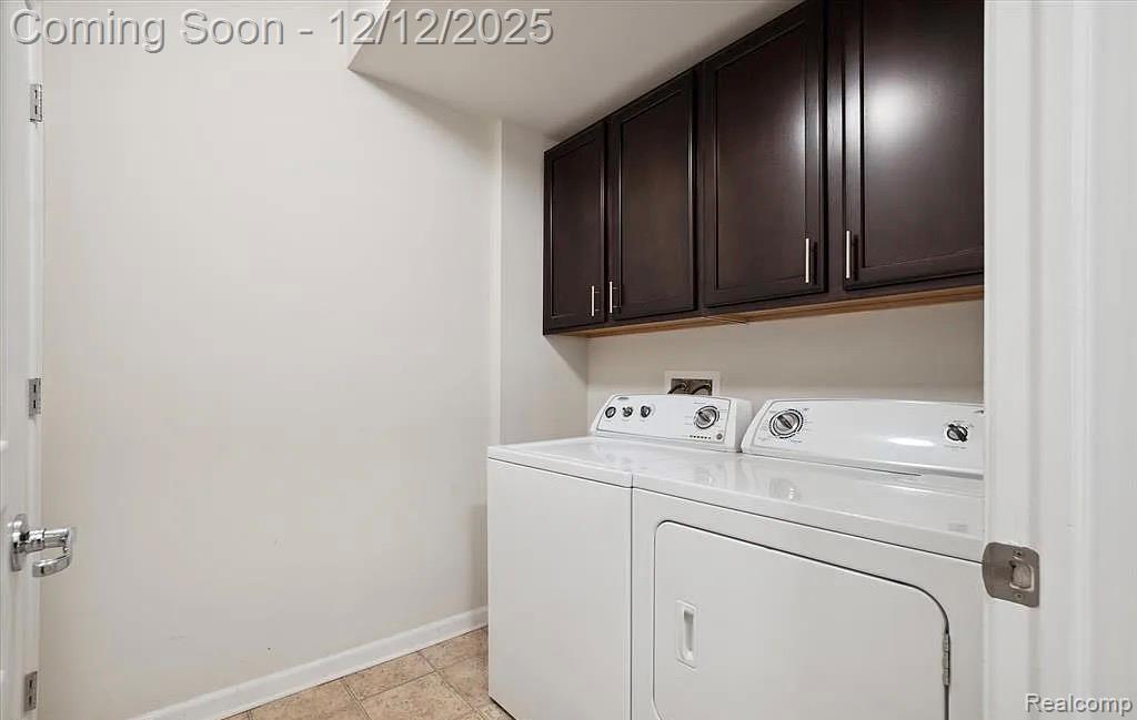 27846 Hopkins Drive, Novi, MI 48377 — Photo 14
