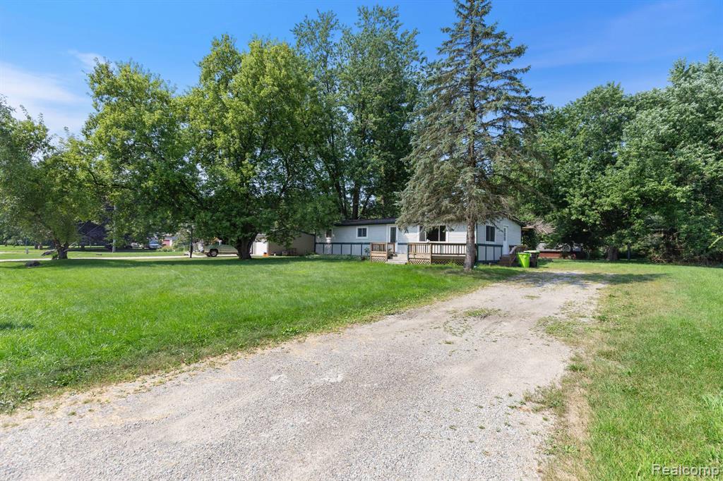 60859 Eyster Road, Rochester, MI 48306 — Photo 4
