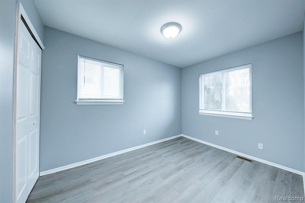 9057 GARFIELD Drive, Whitmore Lake, MI 48189 — Photo 15
