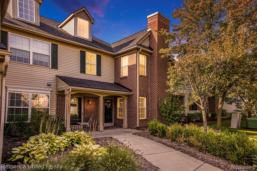 4184 Hampton Ridge Boulevard, Howell, MI 48843 — Photo 2